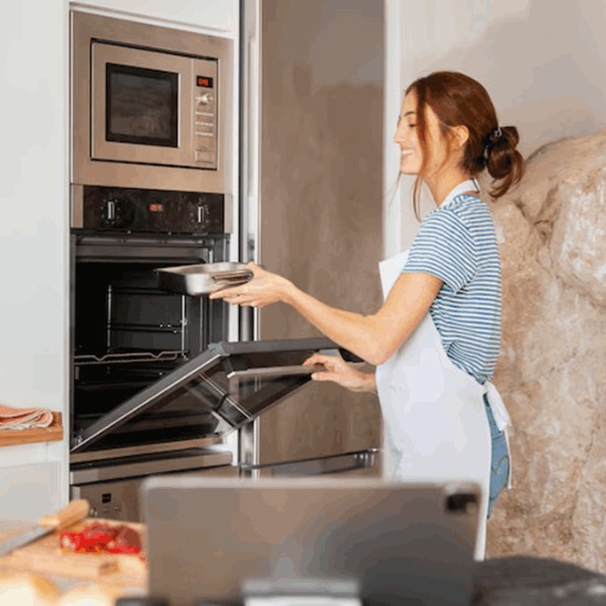 Oven Repair Service in Desert Safari​​​