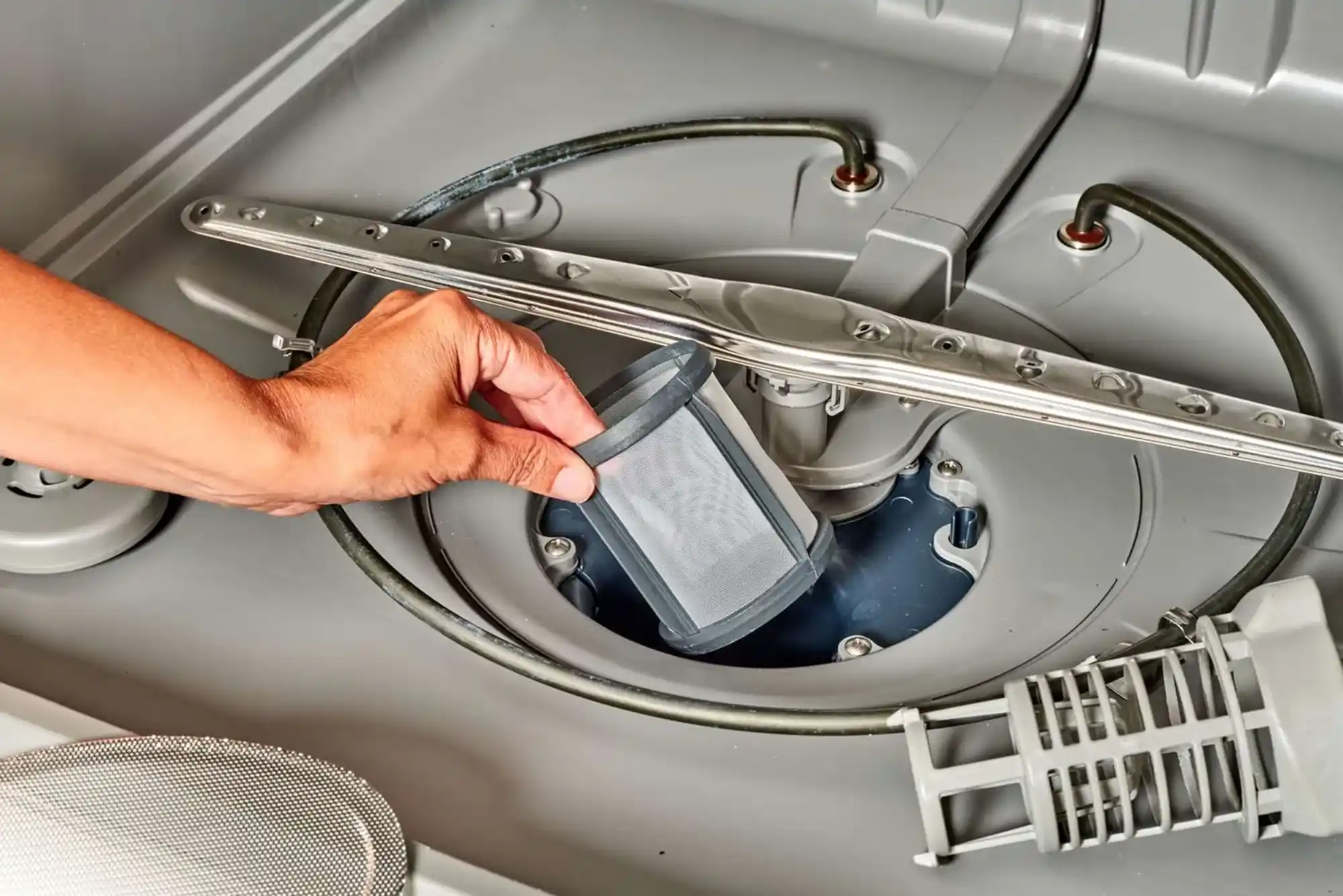 Why Your Dishwasher Isn’t Draining Completely