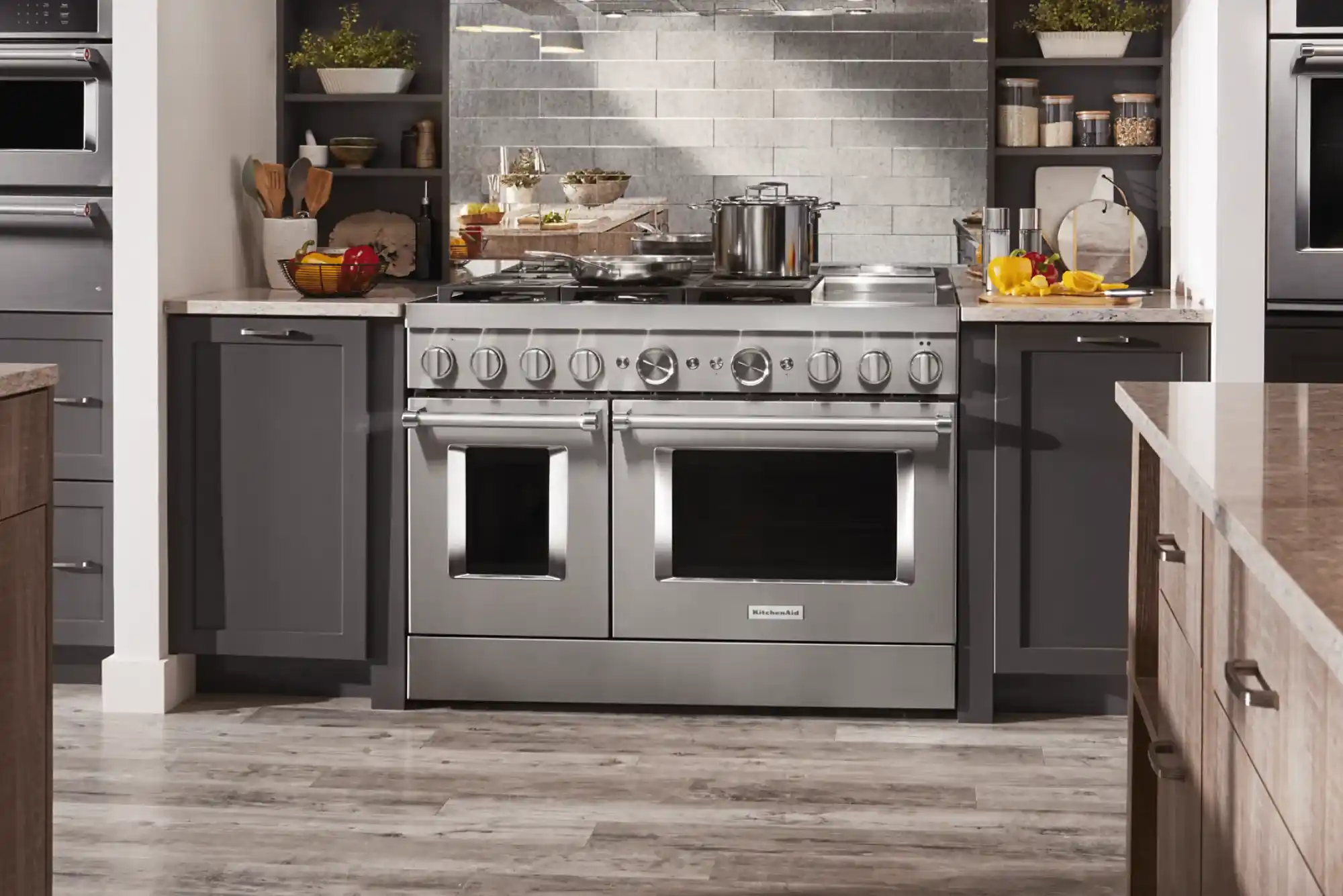 How to Maintain Commercial Ovens in Rental Properties